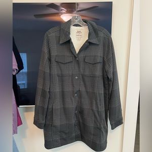 LANDS END BLAKE SHELTON WOMENS SHERPA LINED SHIRT JACKET